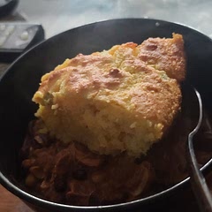 I added jalapeno cheddar cornbread with it. I added extra can of black beans and 1 more breast.