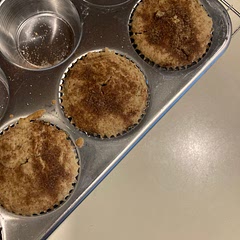 doesn’t taste like snickerdoodle, falls apart really easily