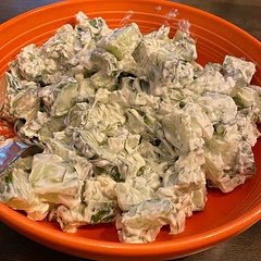 I used yellow onions because it’s what I had. Always a family favorite