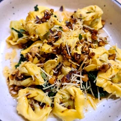 The brown butter balsamic hazelnut sauce is the hero. I also added some fresh thyme for extra mmmm. We couldn't get fresh spinach so I used frozen spinach as the base instead. 10/10!