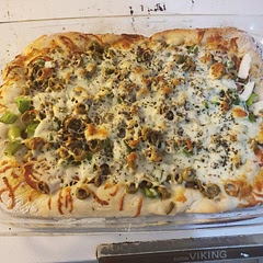 We did not use the tomato soup, we just bought pizza sauce. For fillings we used ground beef, pepperoni, green pepper, olives, and white onion. We found crisco greased the pan really well. Delicious results.