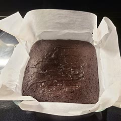Batter was out of this world, one of best brownies. Cooked for 30 minutes this time. 27 was too little time from last time. 

Reminder: Don't burn yourself with the double boiler next time! 😅