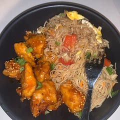 It was delicious ! I personally made it more spicy by adding more sriracha and other chili flakes and that really helped the overall flavor. Delicious ☺️