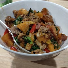 I cooked brown rice and added the skillet on top.