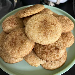 Used half white and half brown sugar, and added a little almond extract. 😋 LOVE!! These are quick and easy, and super good!