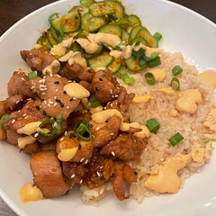 My recipe! A quick throw together meal for weeknights with no compromise on flavor! If you love Koran bbq, you’ll love this!