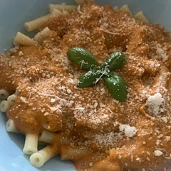 Really really good, i’ve added red onion lots more tomato, paprika and garlic salt. Ive also swapped cream cheese for coconut milk which has made it far creamier and tastier. Would recommend.