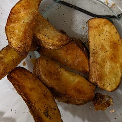 I made these with Yukon gold potatoes and they were delicious.