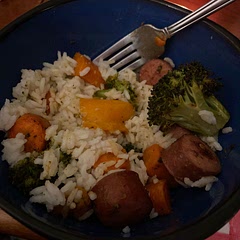 Easy as heck. Especially when you buy pre-cut broccoli. Didn’t have potatoes so I used carrots. Added waaay too much cayenne but that’s my fault.