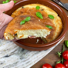 This pie comes out very moist.
To check if the pie is ready simply insert the wooden toothpick near the centre. If the toothpick comes out clean, the pie is done.
You can use your favourite filling😊