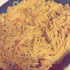 amazing! definitely going to be a go-to. took about 30-40 minutes total including prep. added some fresh basil along with the parsley in the sauce. topped with parmesan cheese when serving.