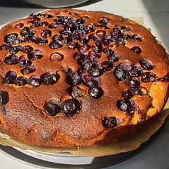 Amazing cake! My family liked it. Made it with brown sugar so it turned out from oven kind of brown-ish. 😇