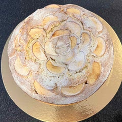 Super fluffy and simply delicious!! 🍎🍰