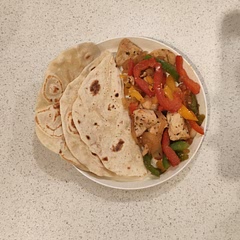 they're easy to make and really good. the dough is very forgiving and easy to work with. 
but it took me a veeeery long time to prepare themz even though I made half the portion (so 12 tortillas). they cook super fast though!