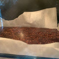 I used a bigger pan - not 9x9. Maybe 12x9? I’m not sure. It wasn’t as tall, but the middle was still squishy and the outside all yummy and crunchy. Will definitely make again :)