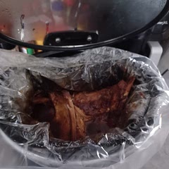 Very easy to make! Fall off the bone.