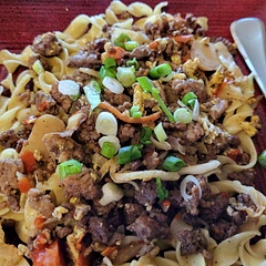Put it on a few noodles. Really good!
Also tossed in a chopped cooked carrot.