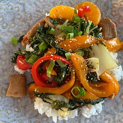 I am scatterbrained sometimes, but even with all the distractions this one is easy to pull off…and delicious. I used 1C of the sweet Thai chili sauce; I’d use half next time to tone down the sweetness
