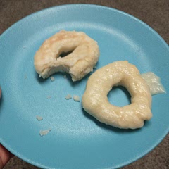Substitute lemon juice to taste for vanilla in the glaze. Delicious!