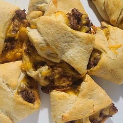 Made with Hawaiian crescent rolls.  Delicious 😋