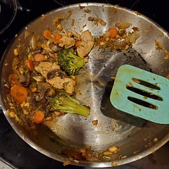 Pretty spicy, might tone down Sirarcha next time.  Used completely different veggie but it turned out awesome anyways. Onion,  carrot,  mushroom,  Broccoli used in place of veggies called for. Just cook carrot first extra 5 minutes so it's not too hard.