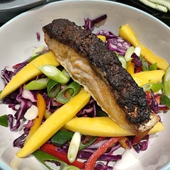 Very tasty, can be spicy depending on the paste used. But I loved it, spicy, sweet and fresh. Super quick and easy too