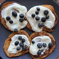 i’ve never had anything with pumpkin before so i was surprised by the flavour but ended up really liking it! 2 servings following the recipe is for 4 pancakes. i added greek yoghurt and blueberries