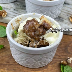 If the apples are sweet you may need less sugar.
For the butter, cut it into small cubes and then place it in the freezer for 5-10 minutes before adding it to the blender.
