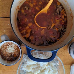 Varied mine to make it an italian-style stuffed pepper soup: I used a bit more sweet peppers (no green) and a bit less onion. I added another cup of water before simmering to get the consistency right for me. I used italian sausage to make this rather than ground beef.