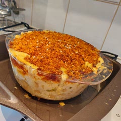 Made this twice now. Second time made it with half a jar of pesto and peas, it was perfect 👌