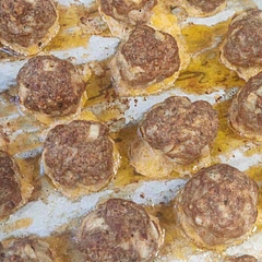 They look pretty greasy, but taste great!