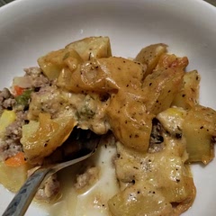 Definitely recommend. It's almost like a chicken pot pie and Shepherd's pie mixed.