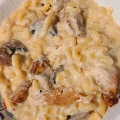 Really simple to make. Delicious comfort food. Kid loved it. Add mushrooms for alittle extra flavor.