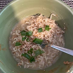 I think it’s ok and the ramen goes good with the peanut butter. I think it’s better without honey and green onions though.