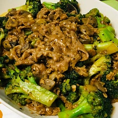 First-time-cooking shenanigans: another win! Very easy and delicious