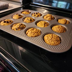 Definitely need to cool to have better flavor. Chocolate chips made it amazing