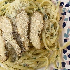 i added more chicken on top! it's amaziiiiinnnnggggggggg