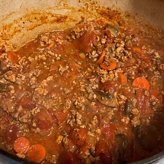 My go to recipe for meat-filled and meatless bolognese. This time I didn’t have celery so I used mushrooms.