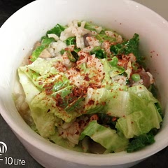 Had no spinach, so subbed in savoy cabbage. Will try making it again, as misread the stock quantities.