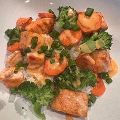 I would give this a 10. Sooo good! I did baste the salmon with a little sweet chili sauce half way through and airfried carrots prior. Thank you for the recipe!!
