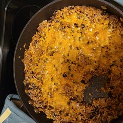 I made without the bell pepper and substituted tomato sauce for salsa :)