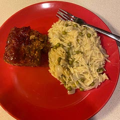 Love this meatloaf. I will be making this often. Paired it with Parmesan orzo with peas.