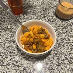 easy and effective, i added parsley and oregano to try and get a more italian seasoning. I paired it with gnocci from trader joes which only proved how much better it is to have something home cooked.
