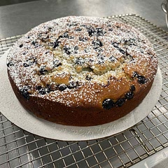 It was so easy to make and it tasted amazing. Made it in baking class and the Chef loved it!! I would totally make it again!!!