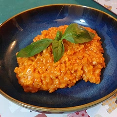 Had to add a lot more water,  I used about 750ml-1l in the end and it needed about double the time.  I added smoked paprika and a small amount of chilli flakes too, as some of the other comments suggested.  Would definately have again,  would probably try adding some chorizo  and mushrooms etc next time.