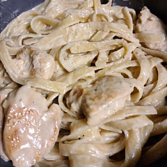 My 8-year-old daughter and I both love this recipe! My grocer didn't have fresh nutmeg, so I had to use ground. Also, I used fresh grated parmesan in the sauce.