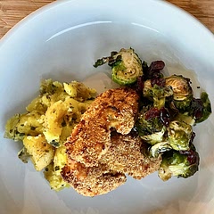 The chicken was delicious and a big hit with the kids. I served with roasted Brussels sprouts and mashed potatoes.