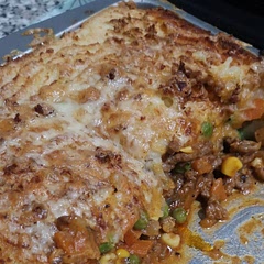 Cheated a bit with Coleman's shepherd's pie mix and just added time. For the last 10 minutes in the oven grated cheese to make it really crispy. Also saved energy costs by buying ready made mash