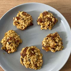 I added some chopped up and soaked sultanas to add a little extra sweetness for my little one