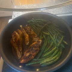 Those chilie pepper flakes take this over the edge !